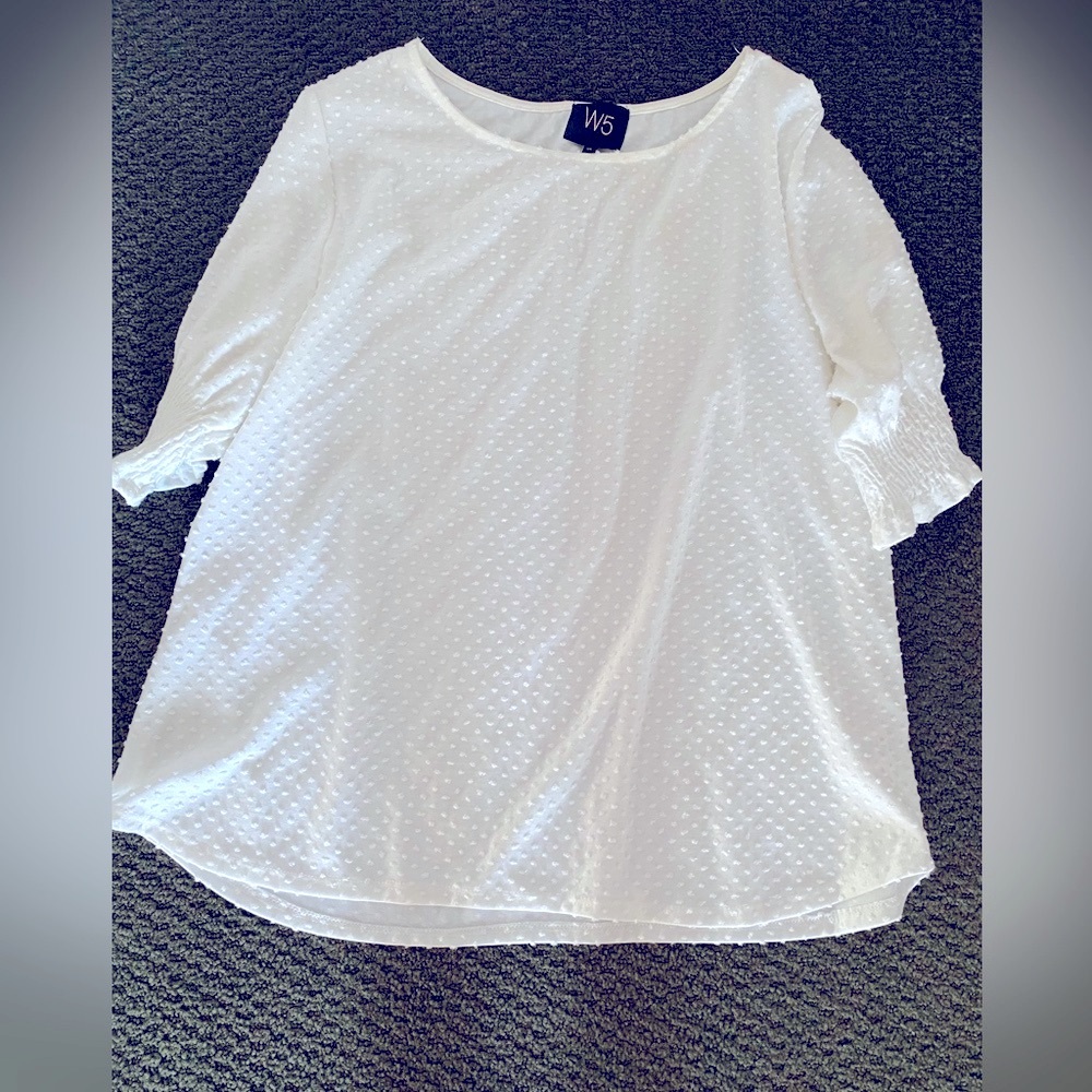 W5 soft white blouse size XL puff sleeves comfy. Casual work clothes